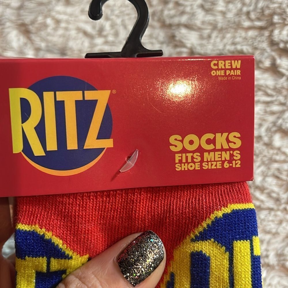 NWT Ritz cracker socks - Picture 4 of 4